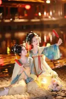 Tang Style Hanfu Makeup & Dressing Experience