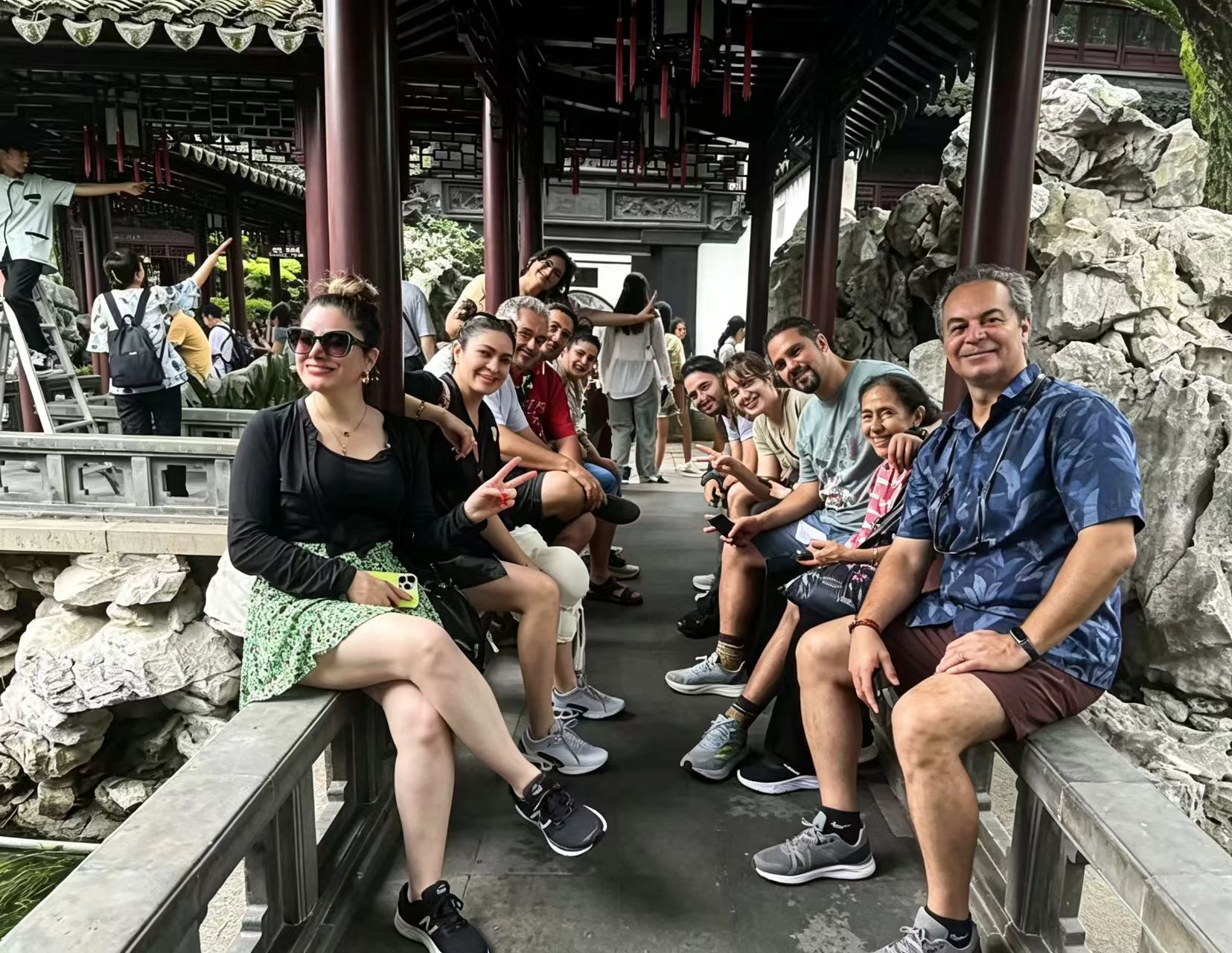 Customized Shanghai Day Tour: Cityscapes & Culinary Delights in Shanghai