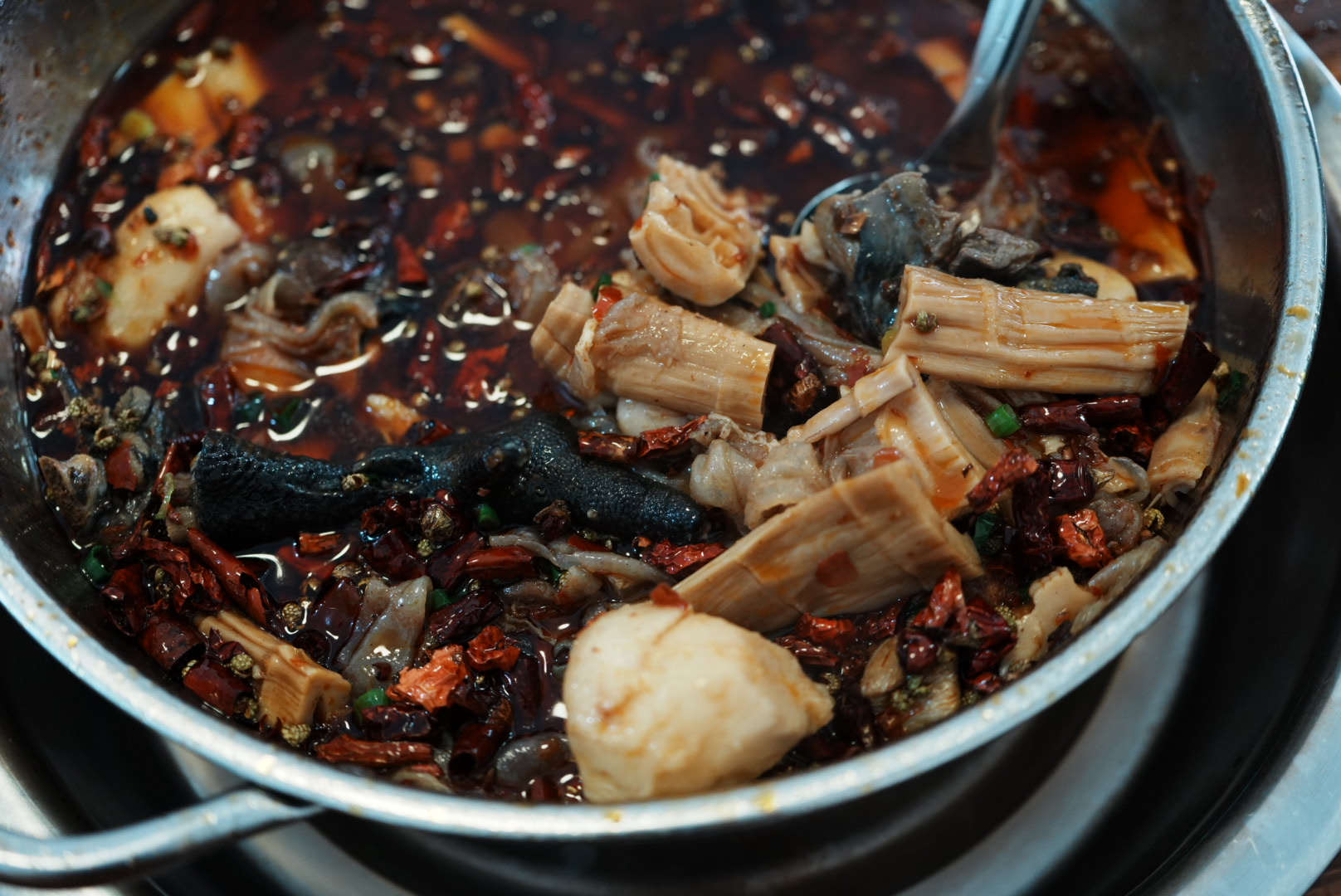 Chengdu Fuqin Street: Exciting Night Market & Food Tour in Chengdu